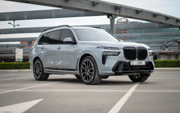 BMW X7 40i