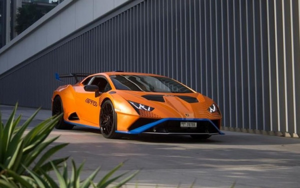 Lamborghini Huracan STO